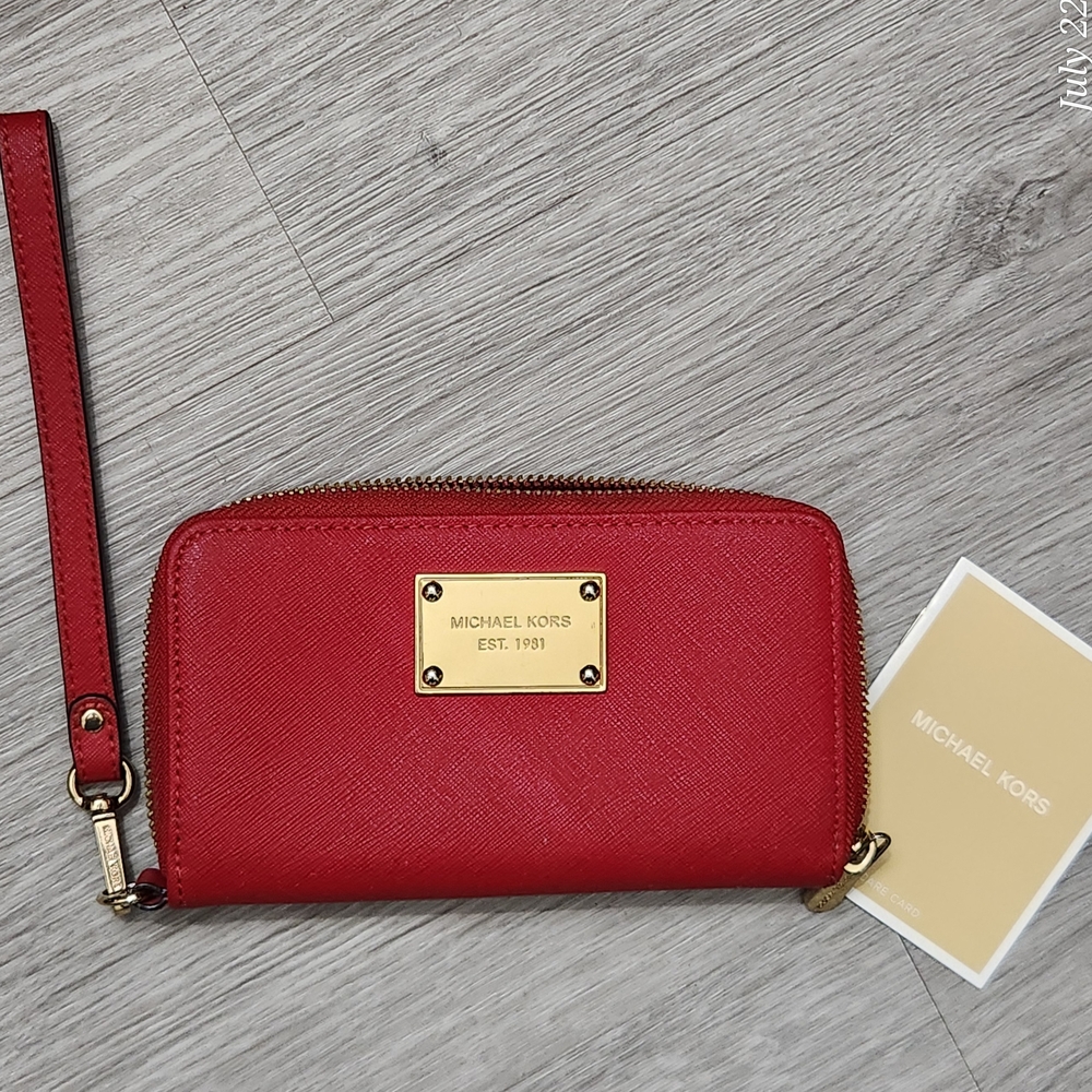 Michael Kors Essential Zip Wallet - Red Saffiano Women iPhone 5, 5s, 4s, 3Gs -
